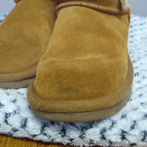 Koolaburra by UGG Victoria Girls' short boot size 10 - Picture 10 of 13